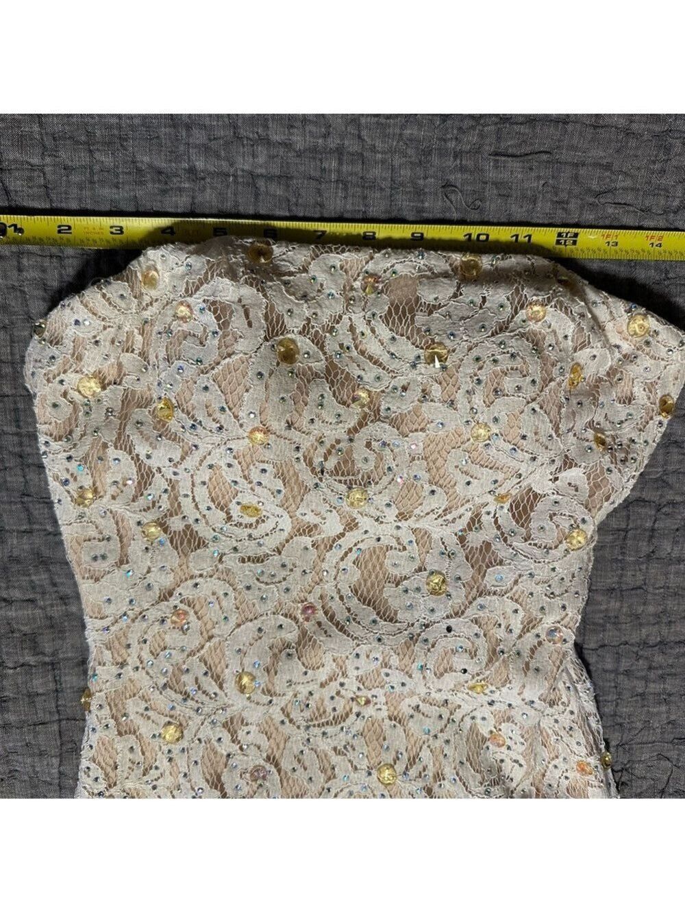 Renaissance Collection Sleeveless Lace & Beaded Top Ballgown Size 2 - Picture 5 of 7